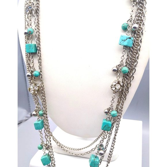 Fabulous Multi Strand Southwestern Necklace, Turquoise Howlite Beads and Clear - Picture 4 of 5